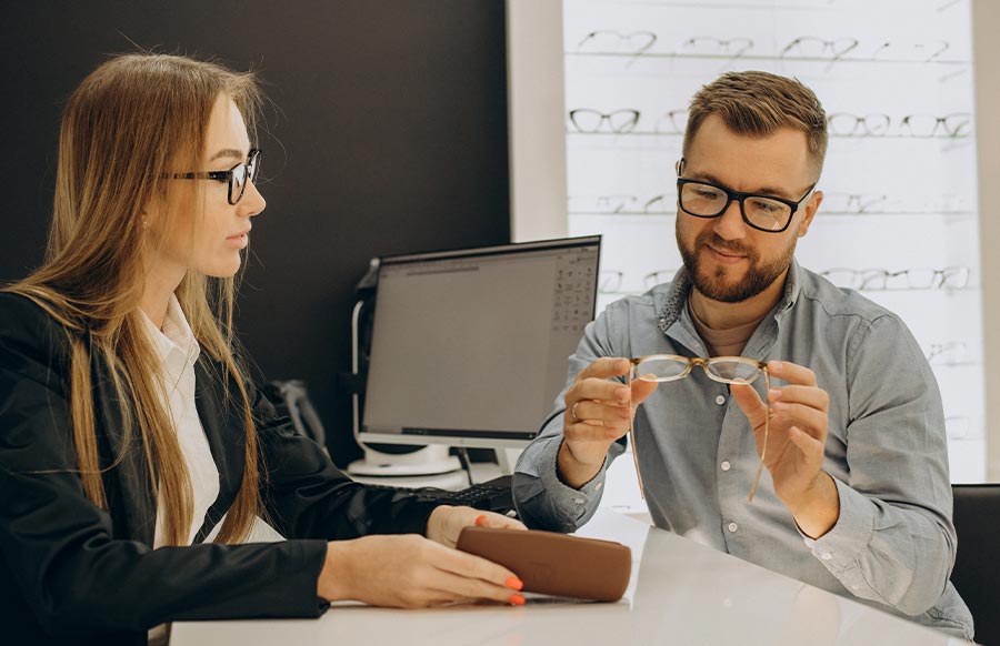 Eye-Glass-Guide-Slider